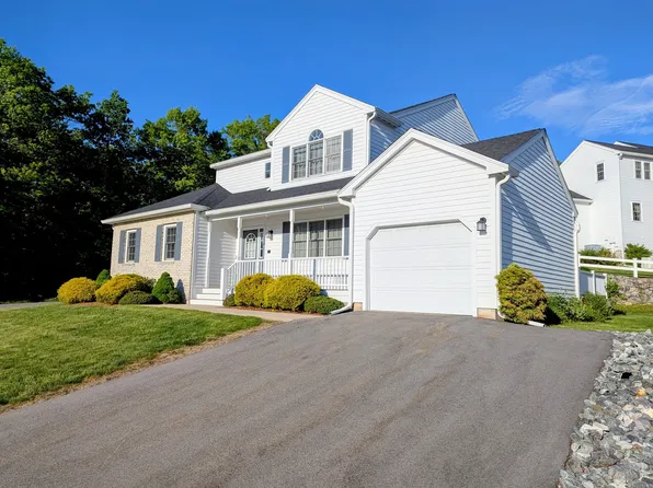 14 Crab Apple Ln Unit 14, Franklin, MA 02038