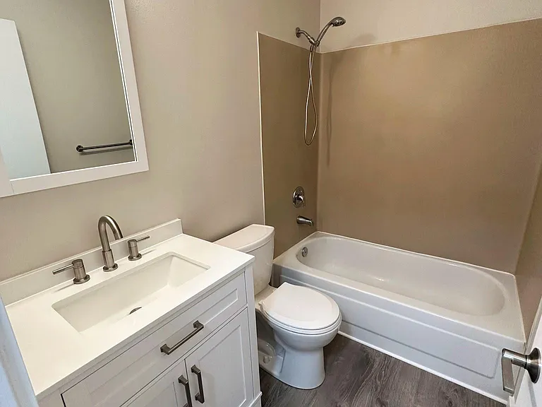 9242 Ashworth Ave N #A103 — Photo 5