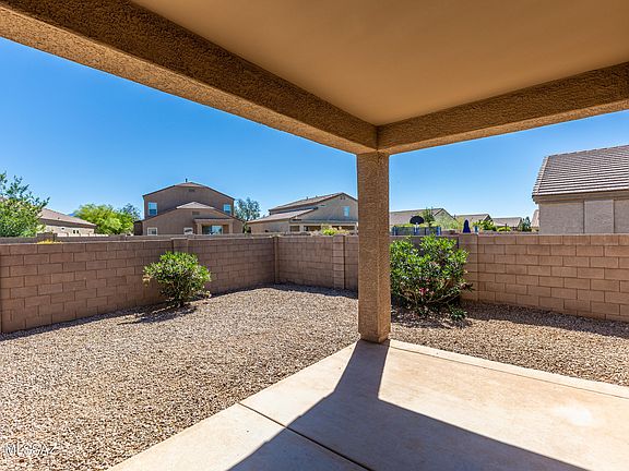 5th image of 311 W Vista Monte Dr