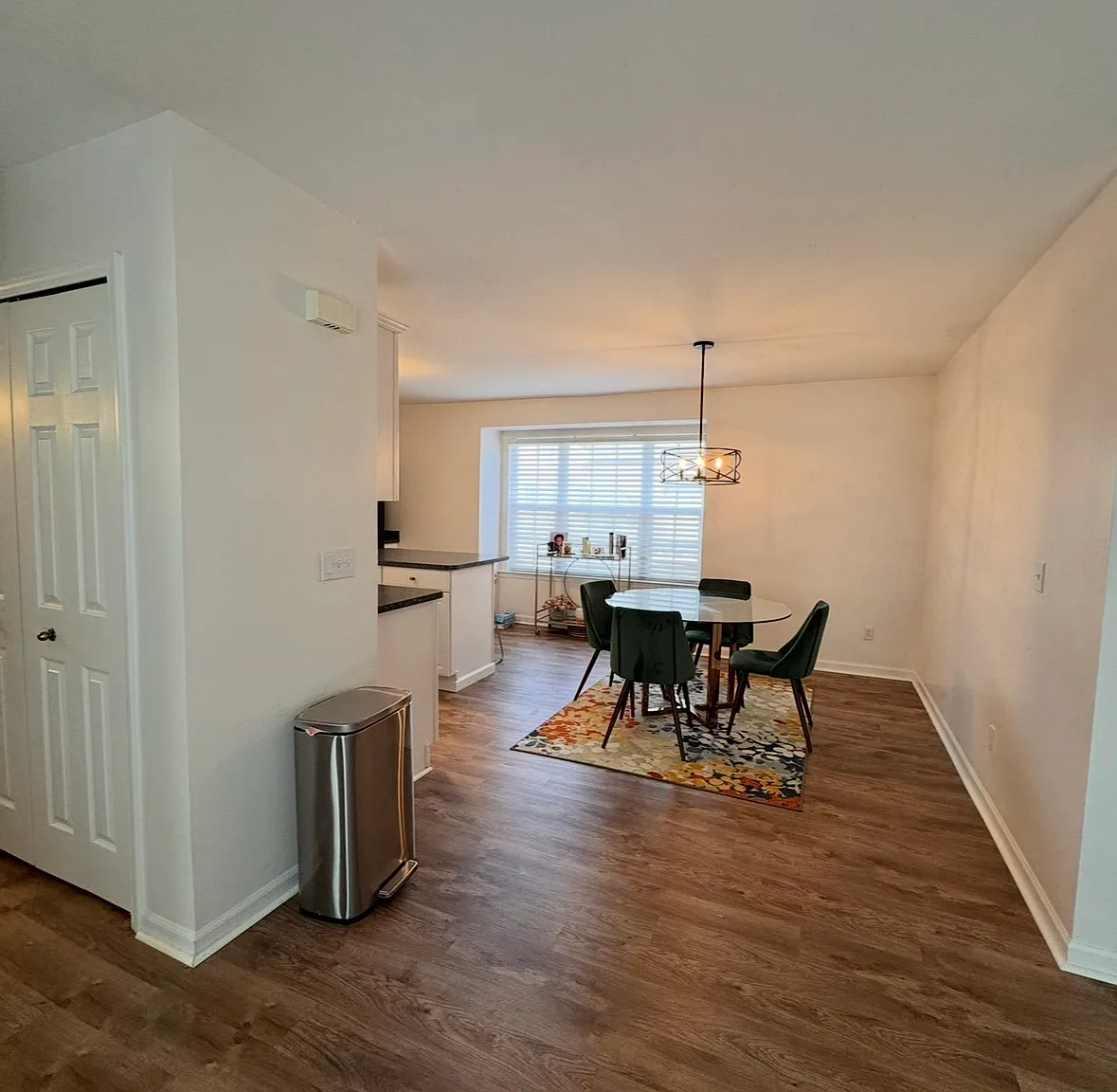 3 bed, 2168 sqft, $1,946 — Photo 4