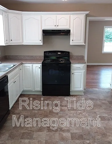 7001 Rowan Rd — Photo 7