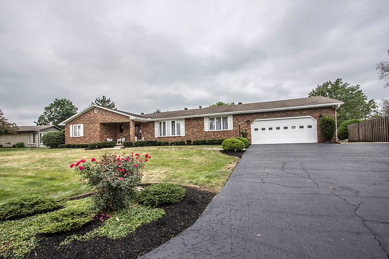 1st image of 4165 Briarbrook Dr