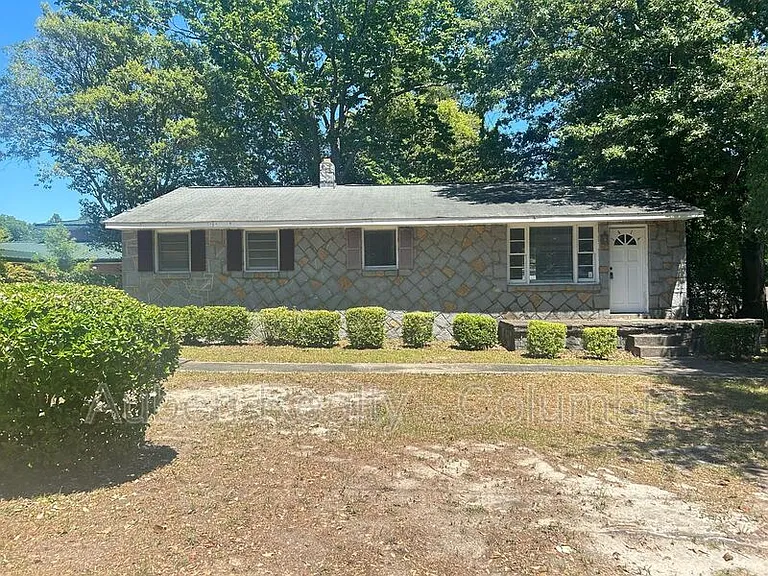 1414 S Kilbourne Rd — Photo 1