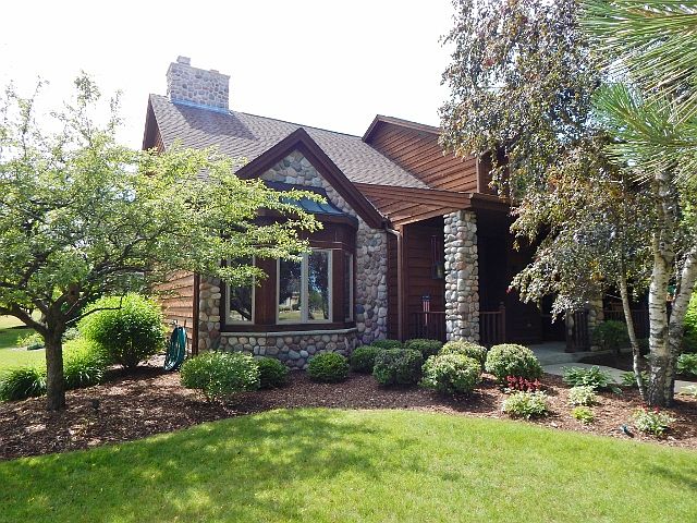 1st image of 8441 S River Terrace Dr