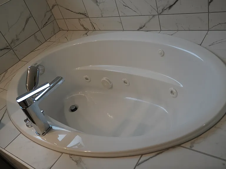 4665 Carlyes Ct — Photo 30