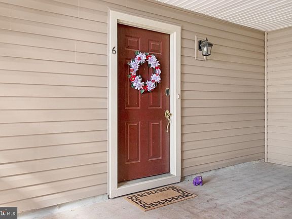 4th image of 3803 Ridge Knoll Ct Unit 106A