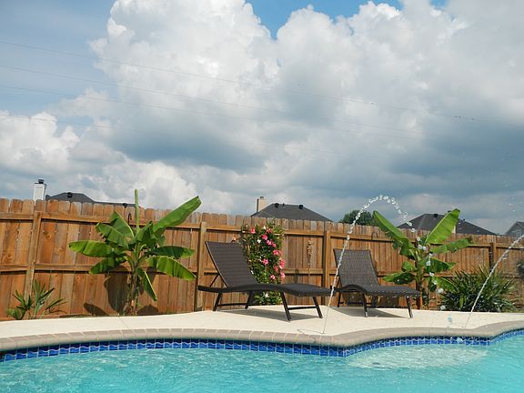 4th image of 1304 E Belle Haven Dr