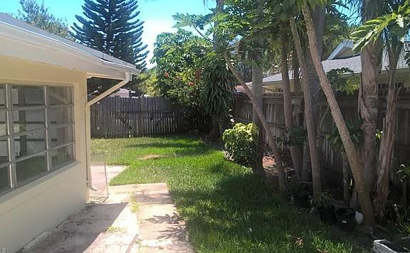 4th image of 1434 Argyle Dr