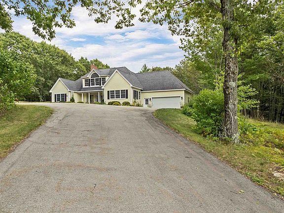 2nd image of 402 Governors Road