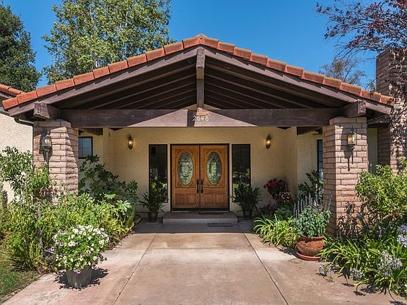 4th image of 2648 Oakcrest Ln