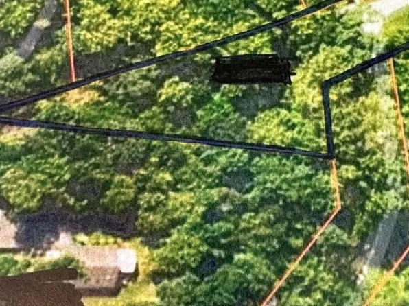 000 Sand Lake Road, Onalaska, WI 54650