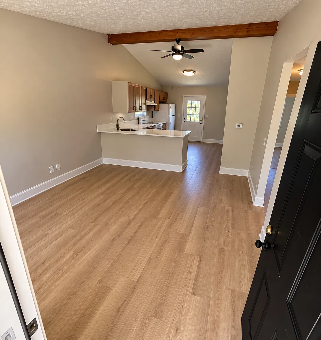 2 bed, $1,350 — Photo 1