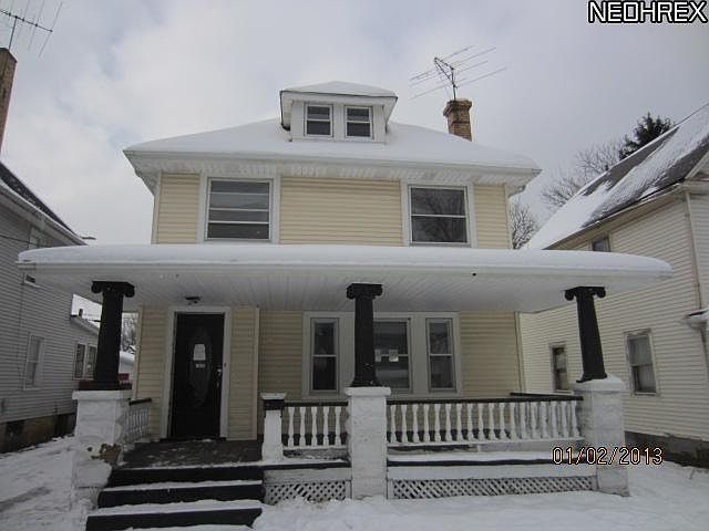 1st image of 1930 W 74th St