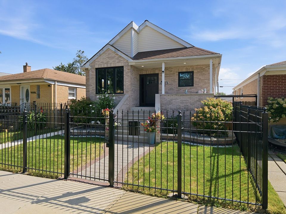 1st image of 4623 S Kilpatrick Ave #1