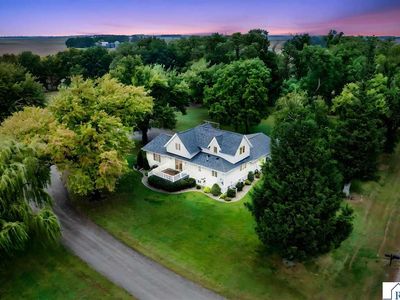 8667 450th Ave, Blue Earth, MN, 56013