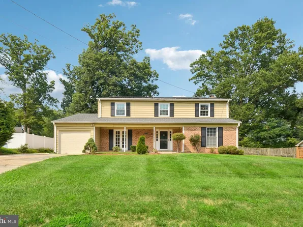 8839 Tuckerman Ln, Rockville, MD 20854