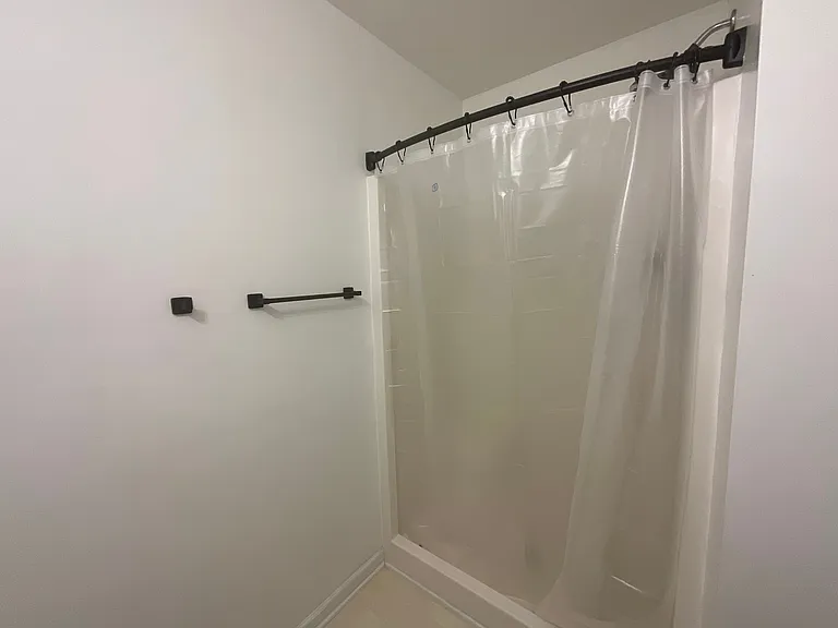 421 Ivy Glen Dr — Photo 23