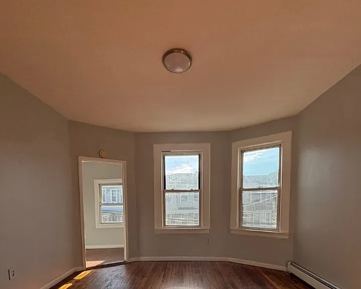 157 Hobson St #2L — Photo 7