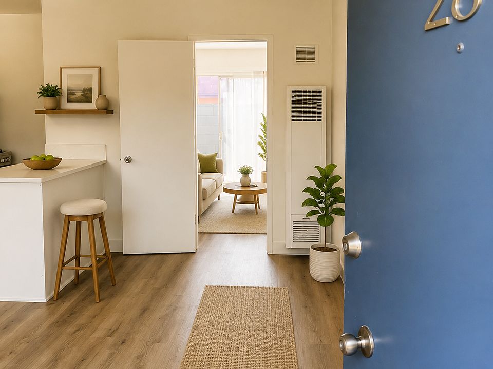 1st image of 10341 Zelzah Ave #28