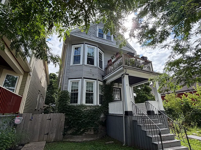 37 Bremen St — Photo 1