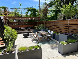 Rented by LEVEN Real Estate