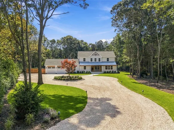795 Bayview Avenue, Mattituck, NY 11952