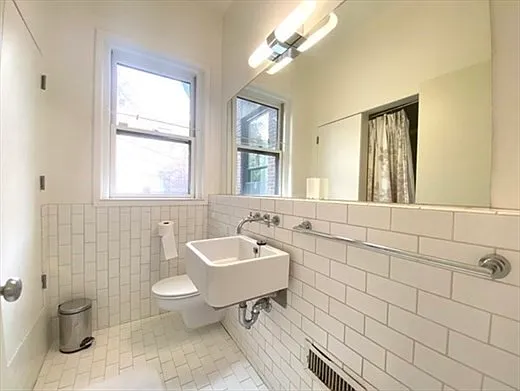 378 Marlborough St #2 — Photo 9