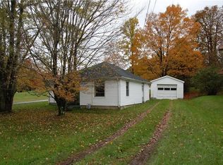 592 E Main Street Ext, Grove City, PA 16127