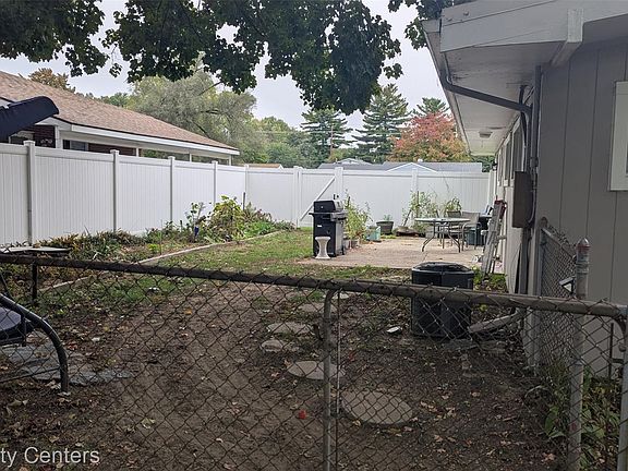 4th image of 35632 Palmer Rd