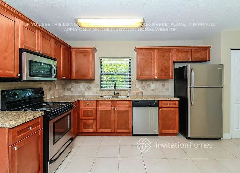 5646 Lincoln Cir E — Photo 8