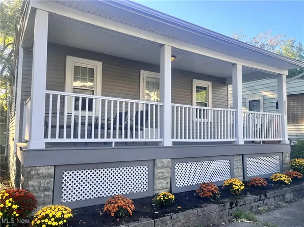 2413 Pomeroy Pl, Columbus, OH 43202