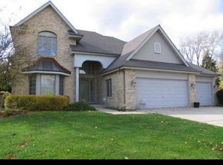 8800 Duke St, Woodridge, IL
