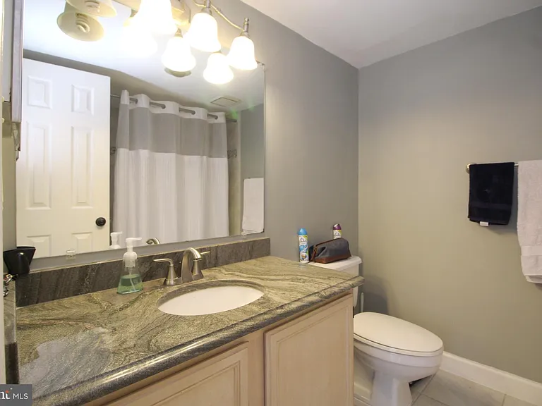 1200 Braddock Pl #312 — Photo 14