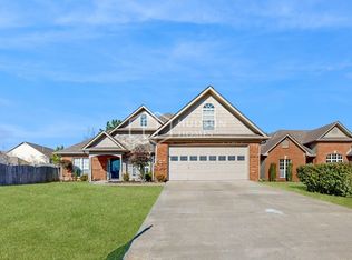 1005 Waterford Trl, Calera, AL 35040