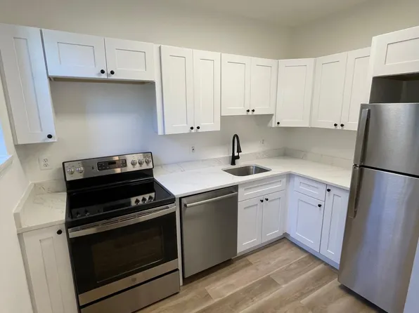 3220 12th St NE #4, Washington, DC 20017