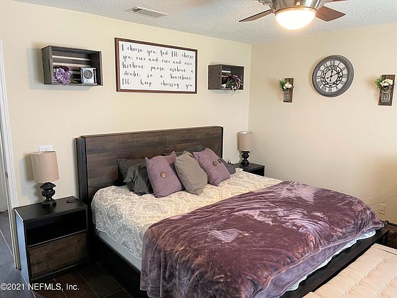 4th image of 8453 Colfax Ct