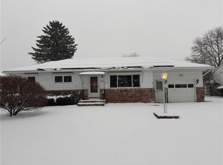 26 Merrydale Dr, Rochester, NY 14624