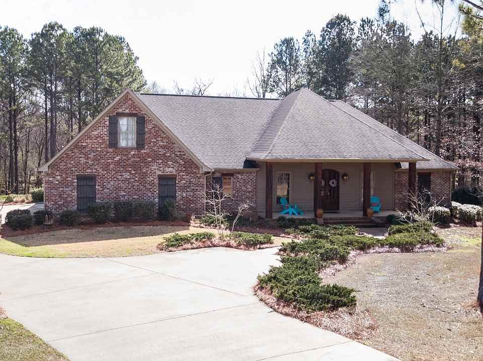 1st image of 133 Livingston Dr
