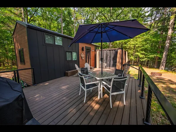 6308 Crescent Dr, Lake Tomahawk, WI 54539