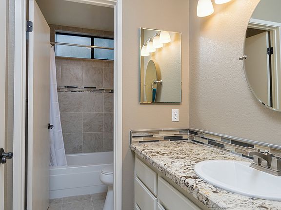 5th image of 8232 Woodlake Hills Dr