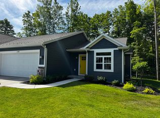 116 Creek Dr, Hart, MI 49420