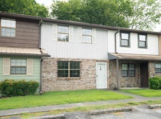 625 S Asbury Dr APT 9, Pigeon Forge, TN 37863