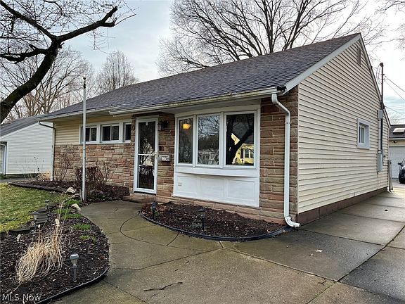 2nd image of 3070 8th St