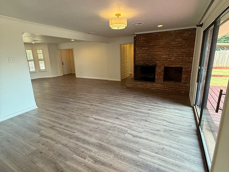 1512 Brighton Ave — Photo 4
