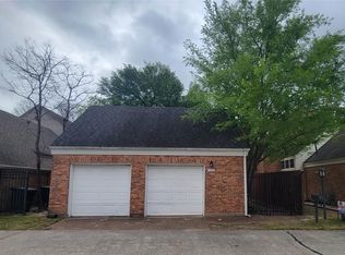 7665 Ameswood Rd, Houston, TX 77095