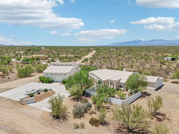 16433 W Larkdale St, Tucson, AZ 85736