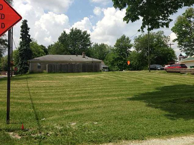2nd image of 130 Mill St