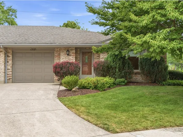 1327 Quail Bend Cir, Dayton, OH 45429