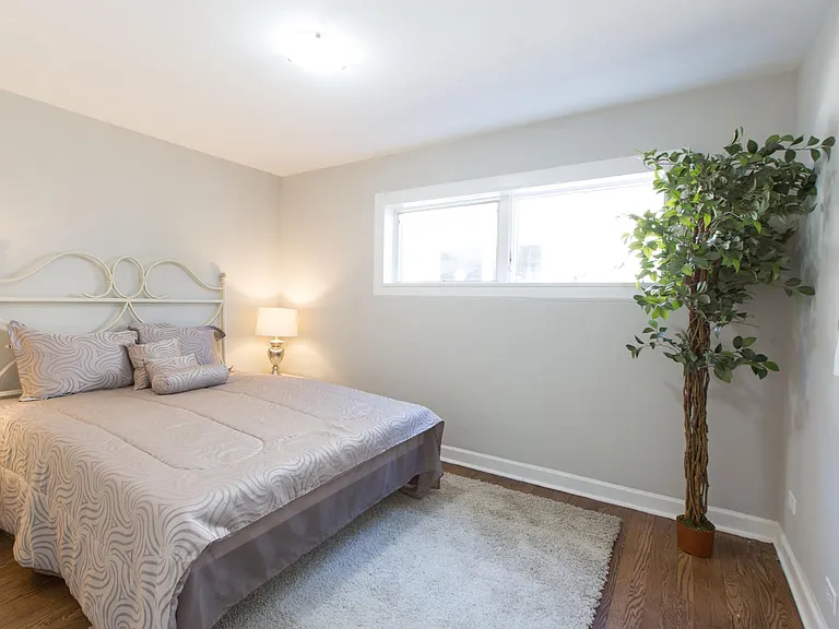 2184 Techny Rd — Photo 13