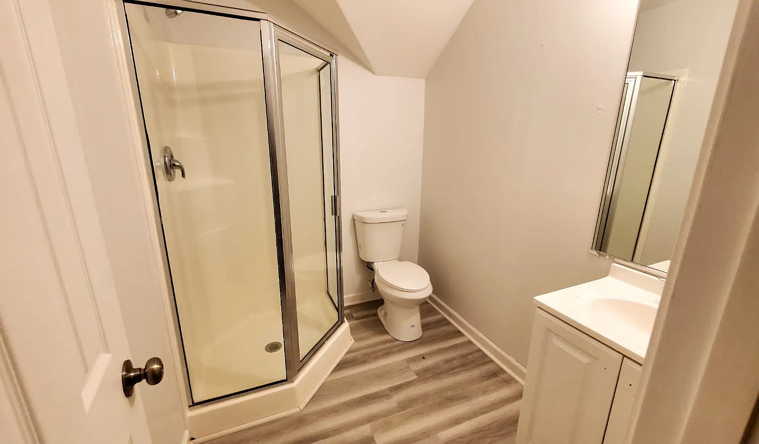 4 bed, 1450 sqft, $2,250 — Photo 3